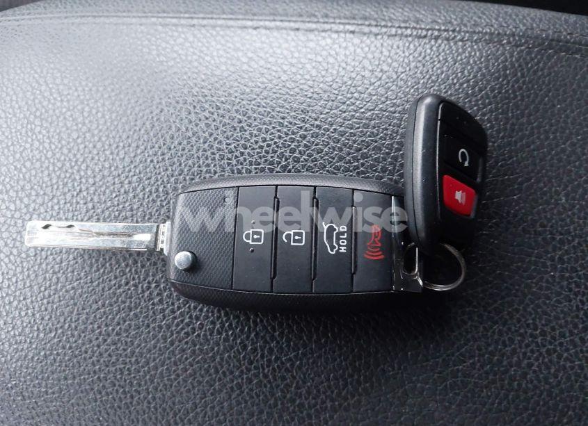 Photo 11 of 2015 Kia Sorento LX (VIN 5XYKT4A64FG604745)