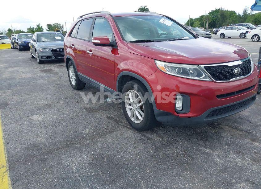 Photo 6 of 2015 Kia Sorento LX (VIN 5XYKT4A64FG611839)