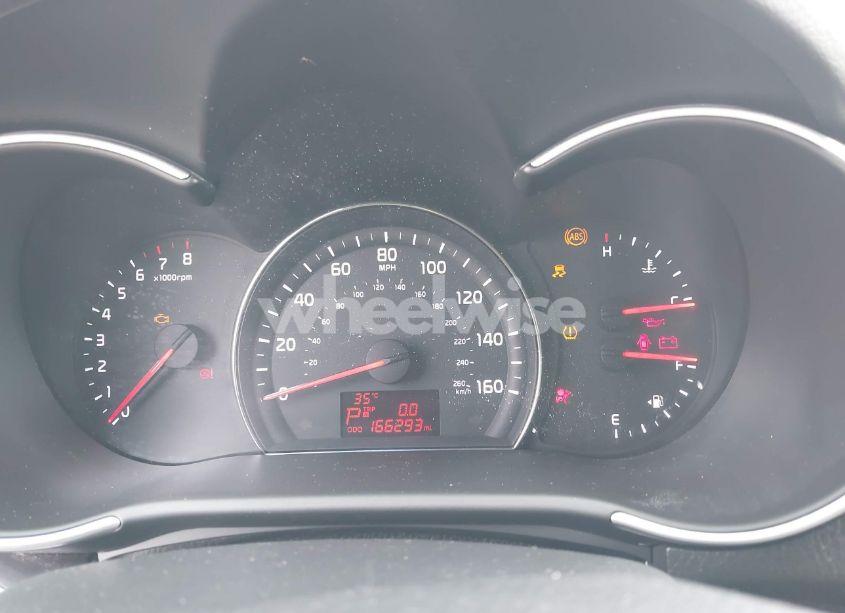 Photo 7 of 2015 Kia Sorento LX (VIN 5XYKT4A64FG611839)