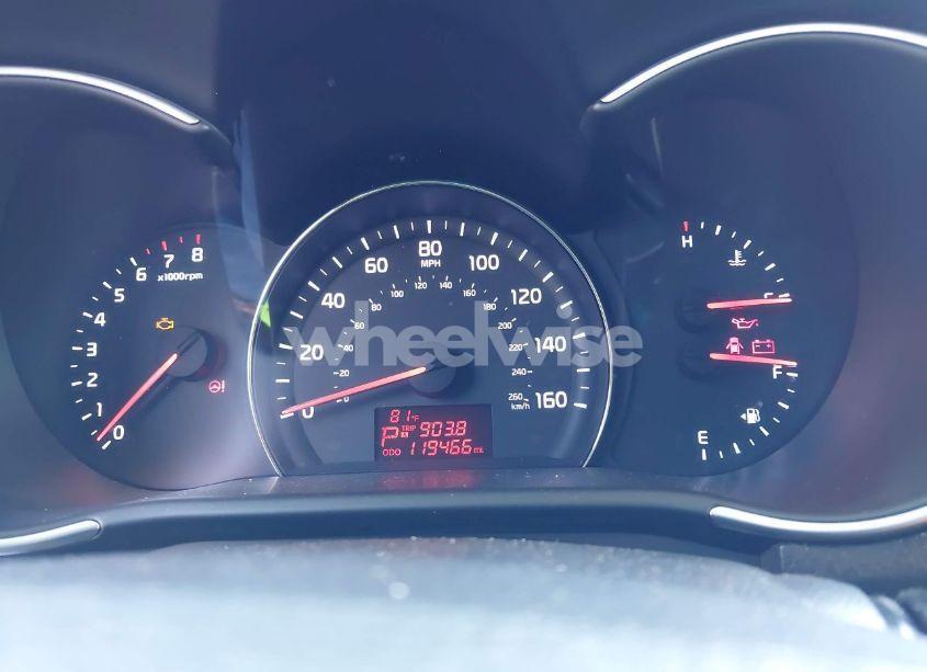 Photo 7 of 2014 Kia Sorento LX (VIN 5XYKT4A65EG464543)