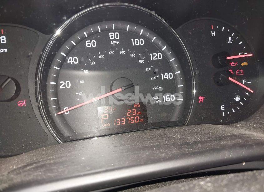 Photo 15 of 2015 Kia Sorento LX (VIN 5XYKT4A65FG608755)