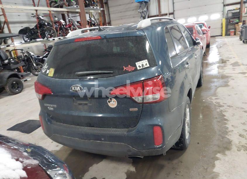 Photo 16 of 2015 Kia Sorento LX (VIN 5XYKT4A65FG608755)