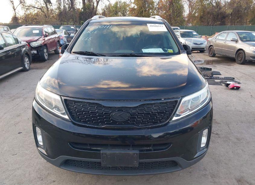 Photo 13 of 2015 Kia Sorento LX (VIN 5XYKT4A65FG623515)