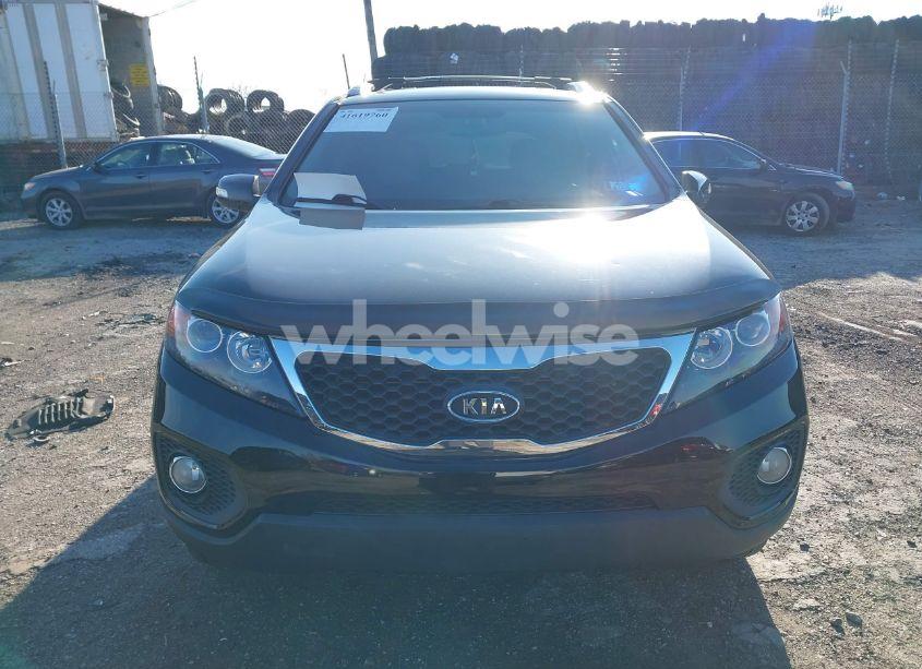 Photo 6 of 2012 Kia Sorento LX (VIN 5XYKT4A66CG206786)