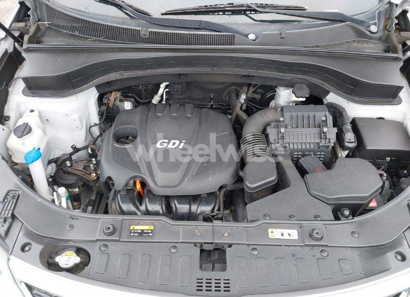 Photo 10 of 2014 Kia Sorento LX (VIN 5XYKT4A66EG499866)