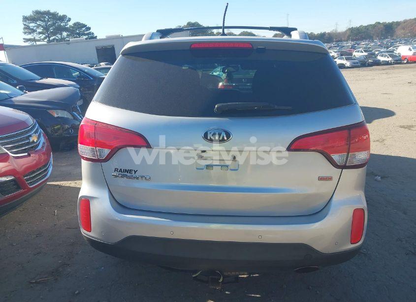 Photo 16 of 2014 Kia Sorento LX (VIN 5XYKT4A66EG500899)