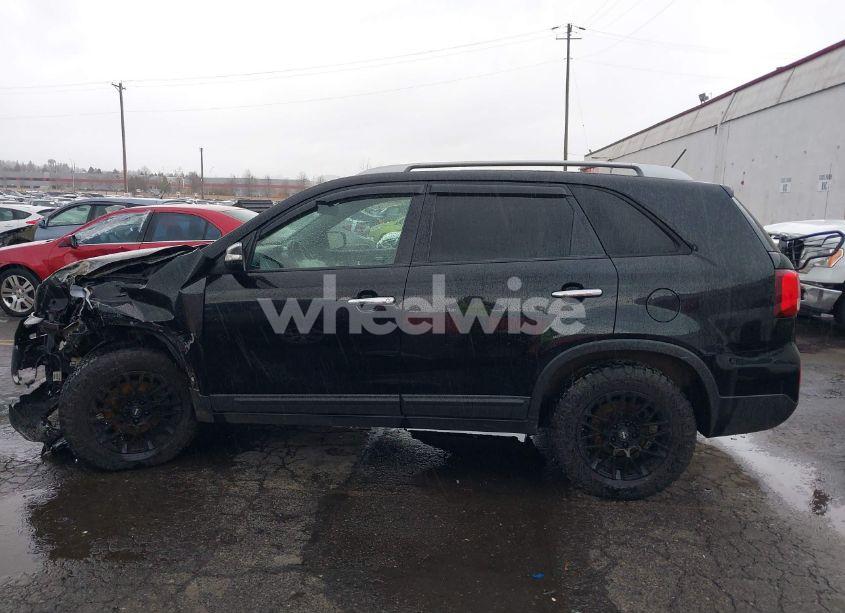 Photo 14 of 2014 Kia Sorento LX (VIN 5XYKT4A66EG515869)