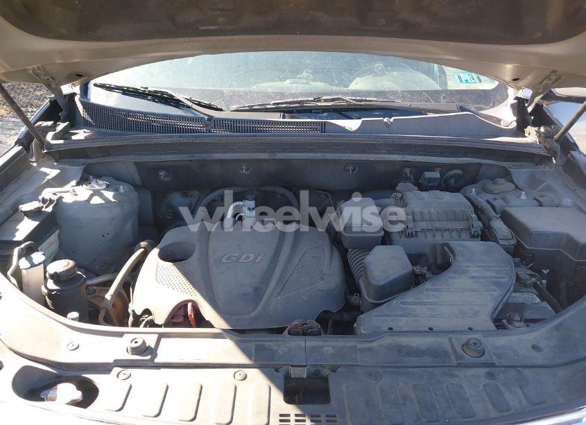 Photo 10 of 2012 Kia Sorento LX (VIN 5XYKT4A67CG191585)