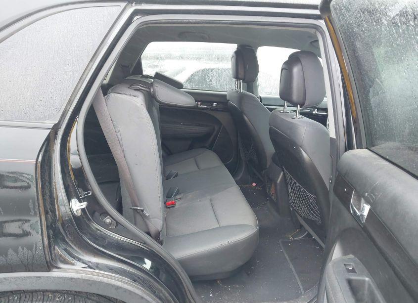 Photo 8 of 2012 Kia Sorento LX (VIN 5XYKT4A67CG260341)