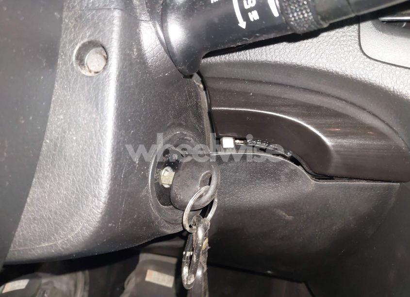 Photo 11 of 2013 Kia Sorento LX (VIN 5XYKT4A67DG372610)