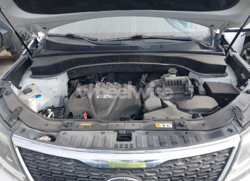 Photo 10 of 2014 Kia Sorento LX (VIN 5XYKT4A67EG511958)