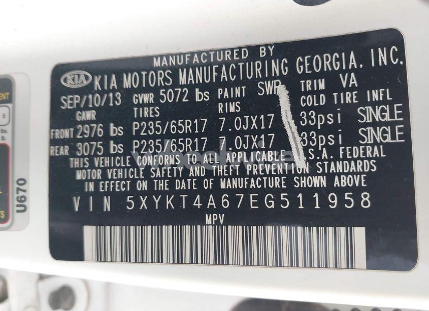 Photo 9 of 2014 Kia Sorento LX (VIN 5XYKT4A67EG511958)