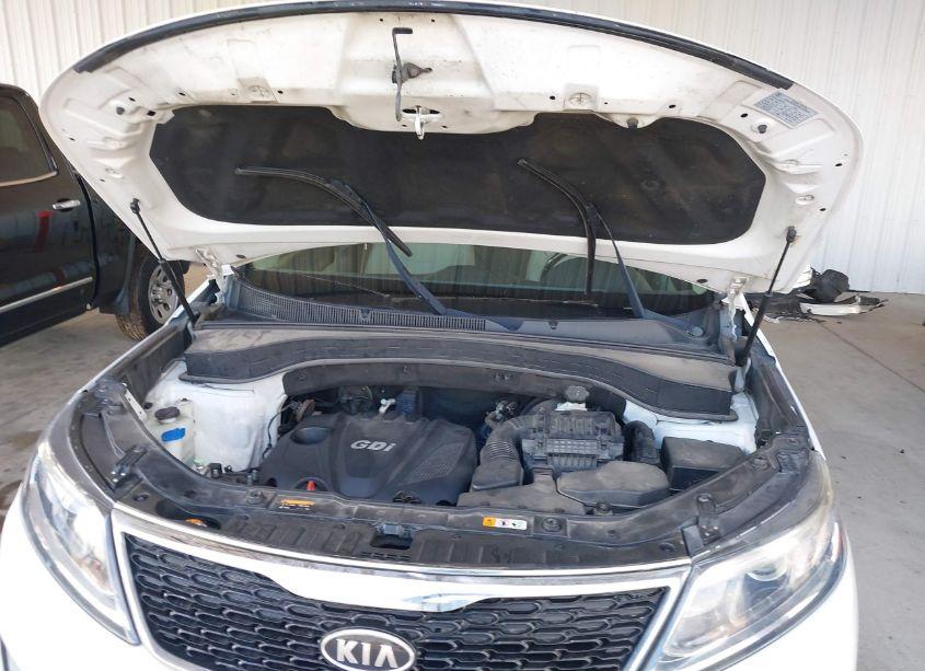 Photo 10 of 2015 Kia Sorento LX (VIN 5XYKT4A67FG562183)