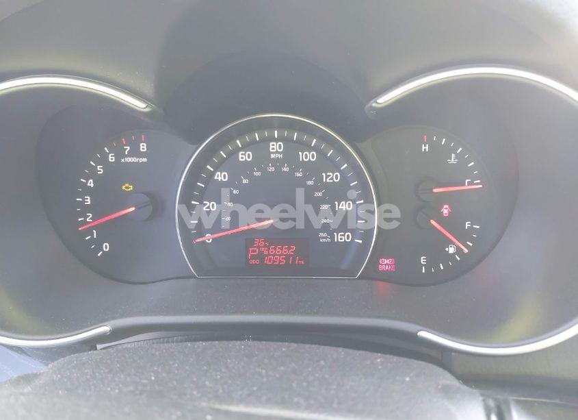 Photo 7 of 2015 Kia Sorento LX (VIN 5XYKT4A67FG578934)