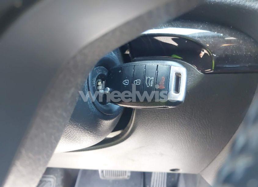 Photo 11 of 2015 Kia Sorento LX (VIN 5XYKT4A68FG620429)