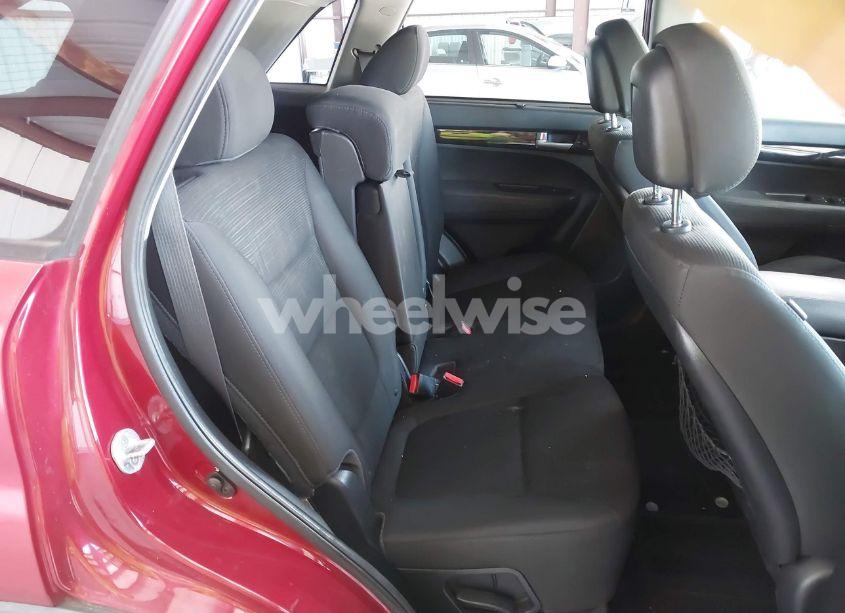 Photo 8 of 2015 Kia Sorento LX (VIN 5XYKT4A68FG657710)