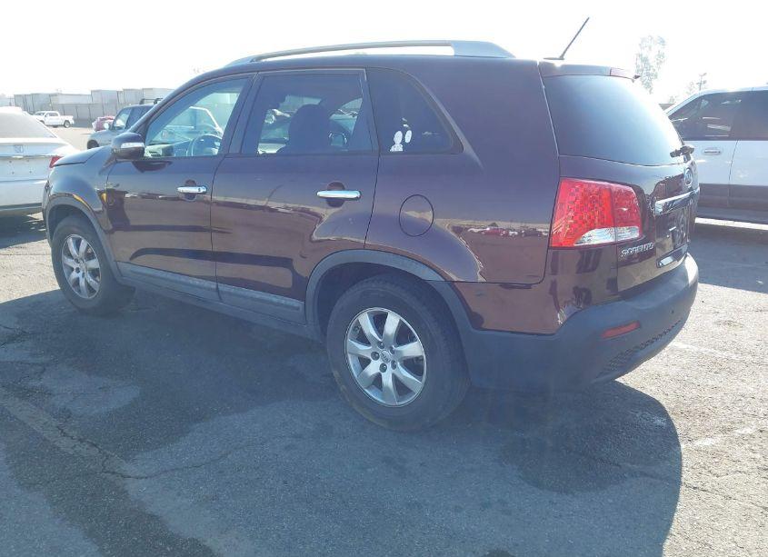 Photo 3 of 2012 Kia Sorento LX (VIN 5XYKT4A69CG256548)