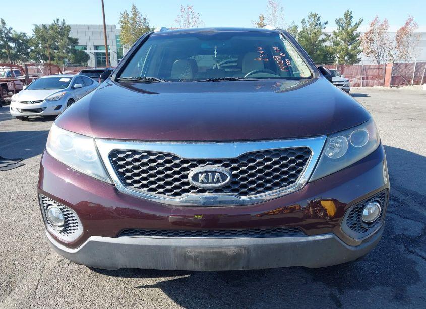 Photo 6 of 2012 Kia Sorento LX (VIN 5XYKT4A69CG256548)