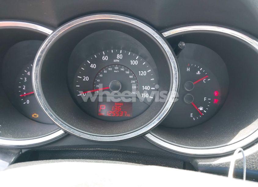 Photo 7 of 2012 Kia Sorento LX (VIN 5XYKT4A69CG257313)