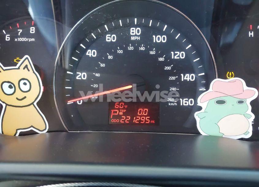 Photo 7 of 2014 Kia Sorento LX (VIN 5XYKT4A69EG458017)