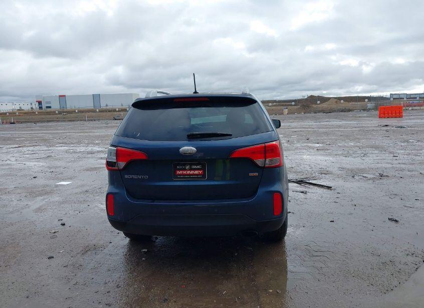 Photo 16 of 2014 Kia Sorento LX (VIN 5XYKT4A69EG463461)