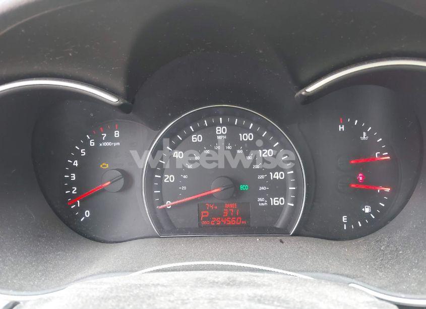 Photo 7 of 2014 Kia Sorento LX (VIN 5XYKT4A69EG510648)