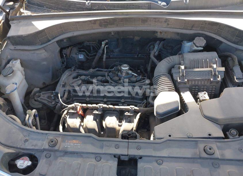 Photo 10 of 2015 Kia Sorento LX (VIN 5XYKT4A69FG575503)