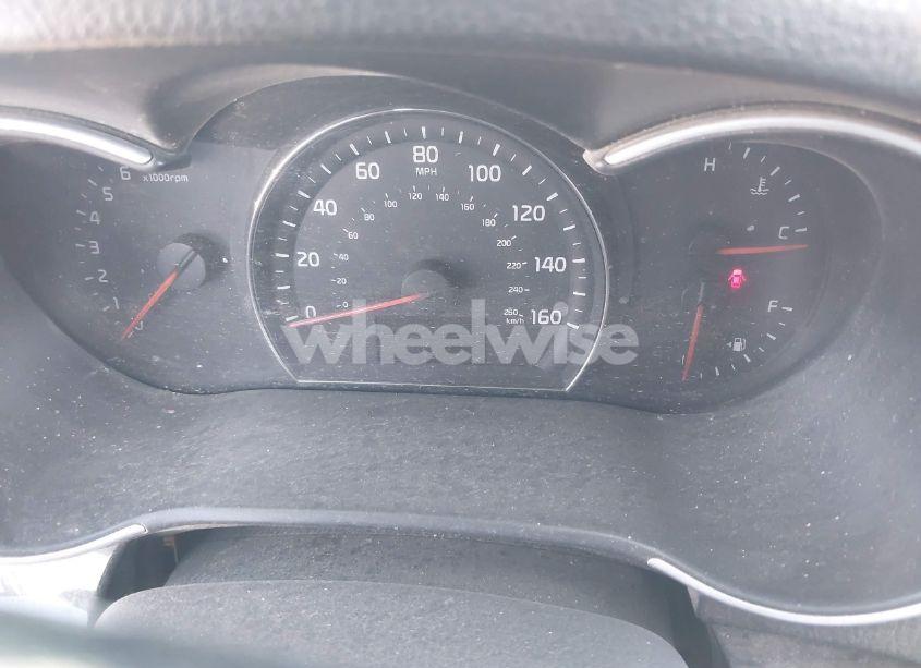 Photo 15 of 2015 Kia Sorento LX (VIN 5XYKT4A69FG575503)