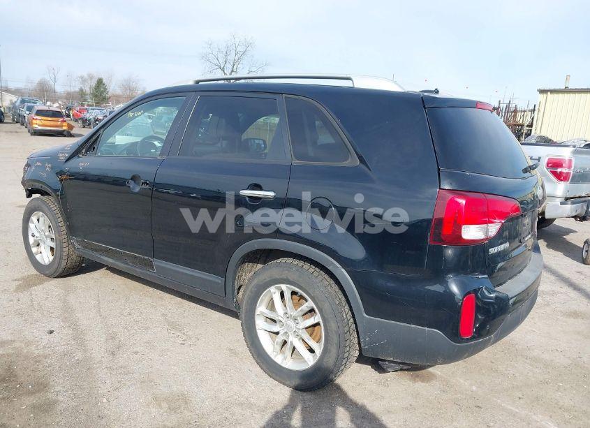 Photo 3 of 2015 Kia Sorento LX (VIN 5XYKT4A6XFG580211)