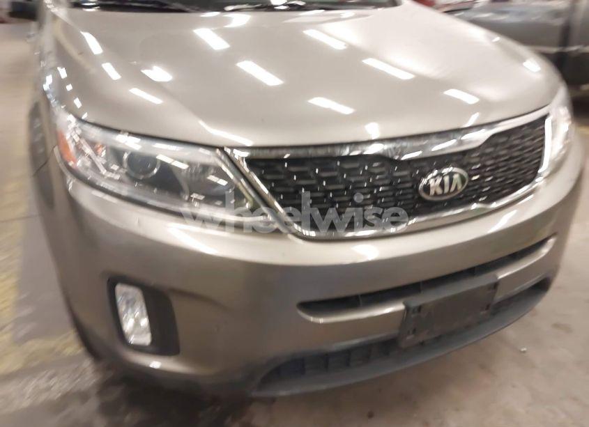 Photo 18 of 2015 Kia Sorento LX (VIN 5XYKT4A6XFG657658)