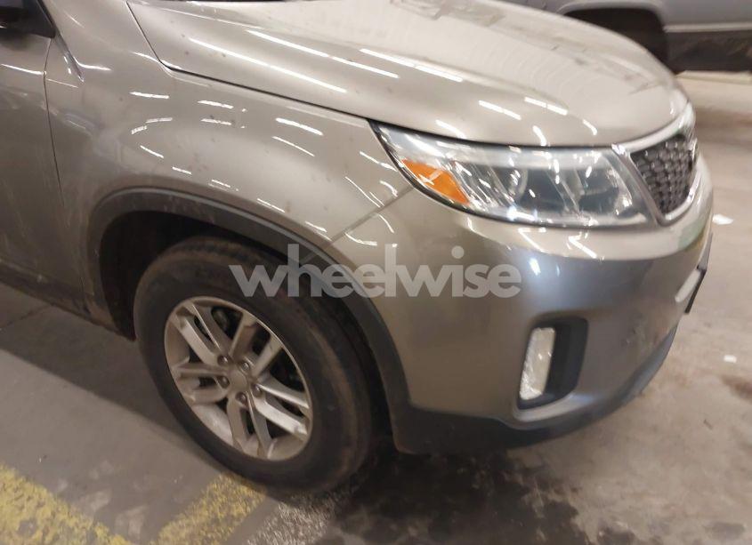 Photo 19 of 2015 Kia Sorento LX (VIN 5XYKT4A6XFG657658)