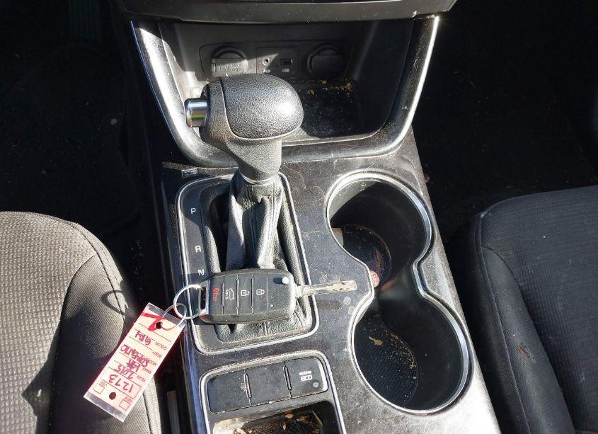 Photo 11 of 2015 Kia Sorento LX V6 (VIN 5XYKT4A70FG601172)