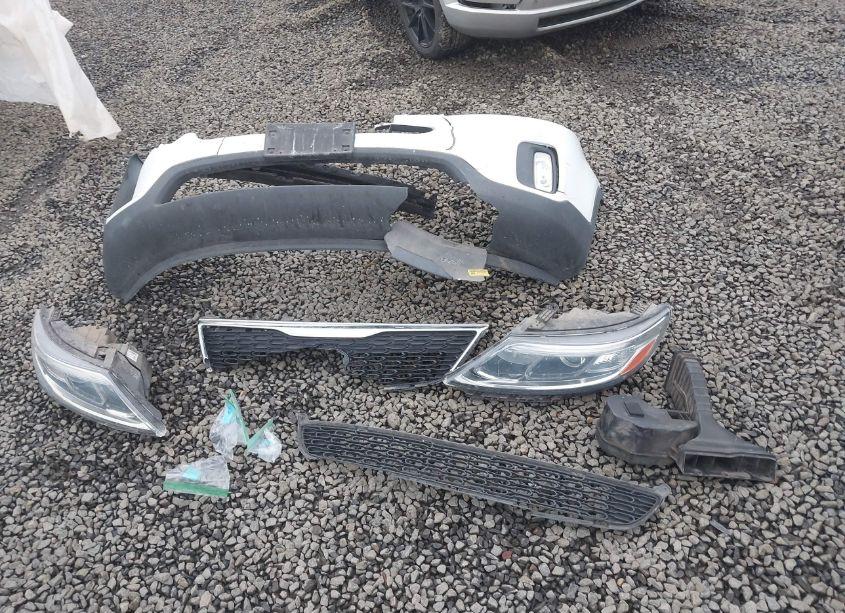 Photo 12 of 2015 Kia Sorento LX V6 (VIN 5XYKT4A71FG558459)