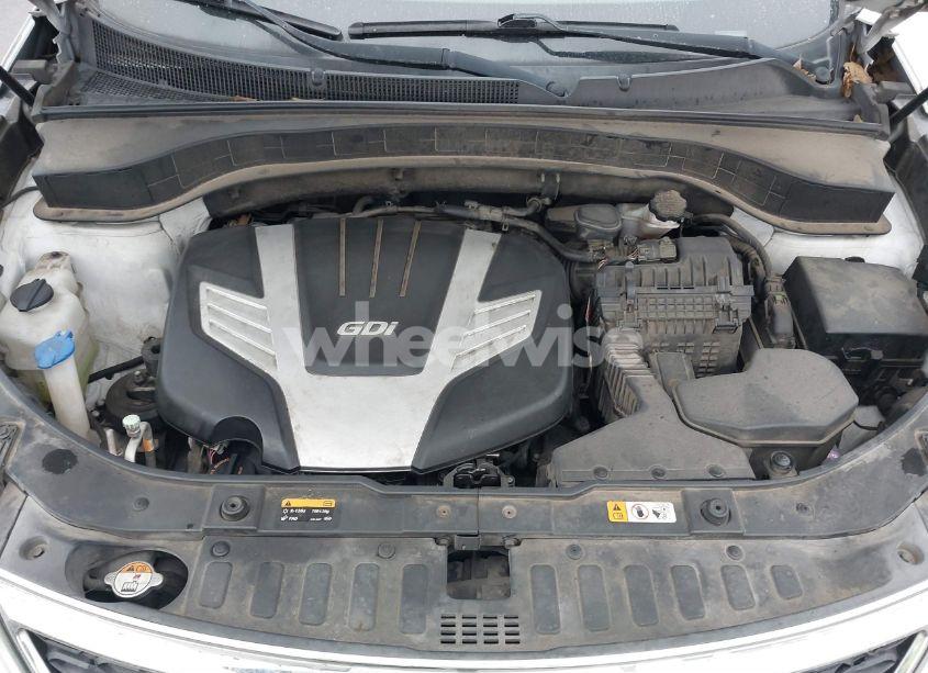 Photo 10 of 2015 Kia Sorento LX V6 (VIN 5XYKT4A71FG612326)