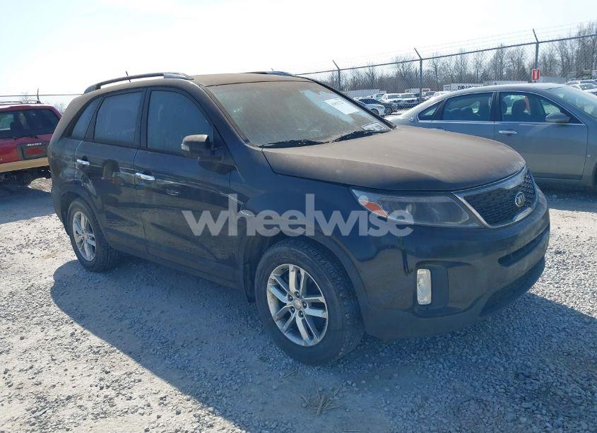 2014 Kia Sorento LX V6 (VIN 5XYKT4A73EG482046) main photo