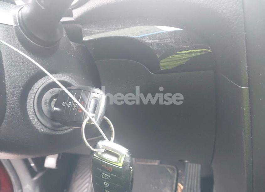 Photo 11 of 2014 Kia Sorento LX V6 (VIN 5XYKT4A73EG547445)