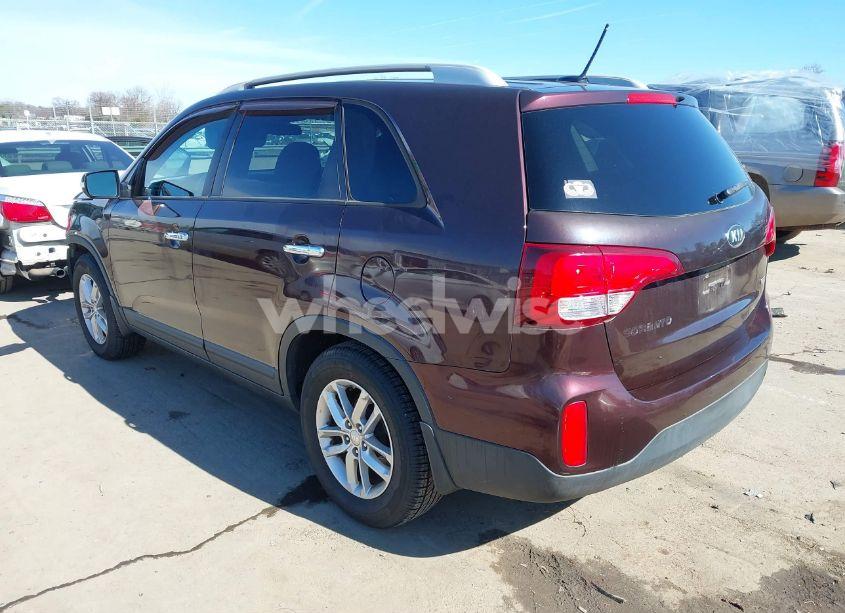 Photo 3 of 2015 Kia Sorento LX V6 (VIN 5XYKT4A75FG574292)