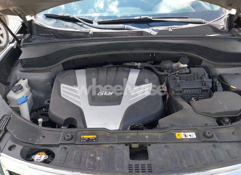 Photo 10 of 2015 Kia Sorento LX V6 (VIN 5XYKT4A75FG640517)