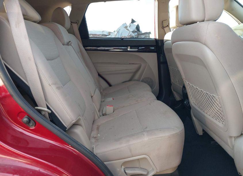 Photo 8 of 2014 Kia Sorento LX V6 (VIN 5XYKT4A76EG445427)