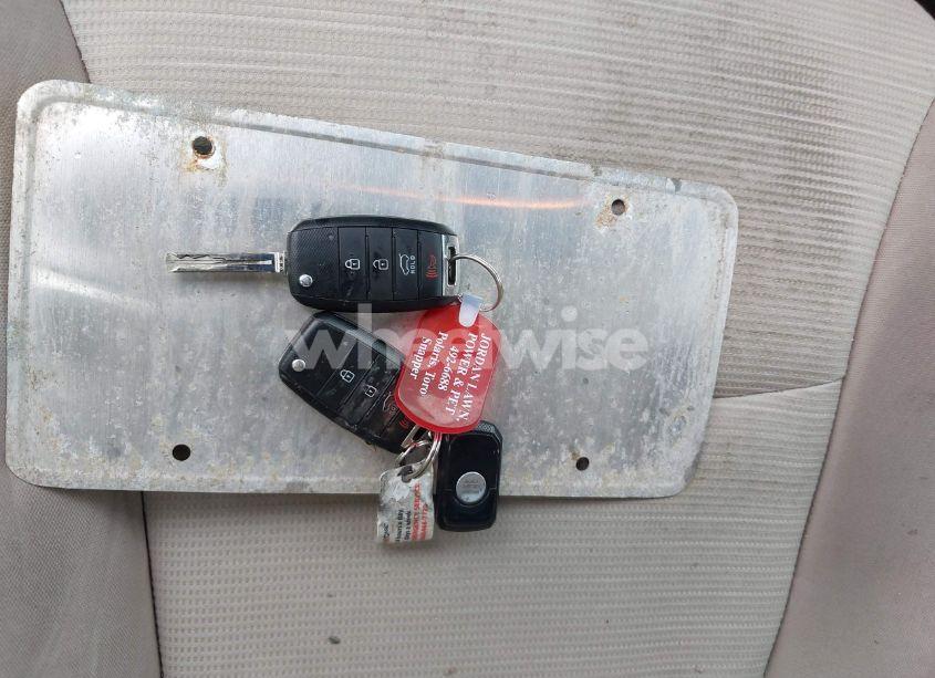 Photo 11 of 2014 Kia Sorento LX V6 (VIN 5XYKT4A76EG485961)