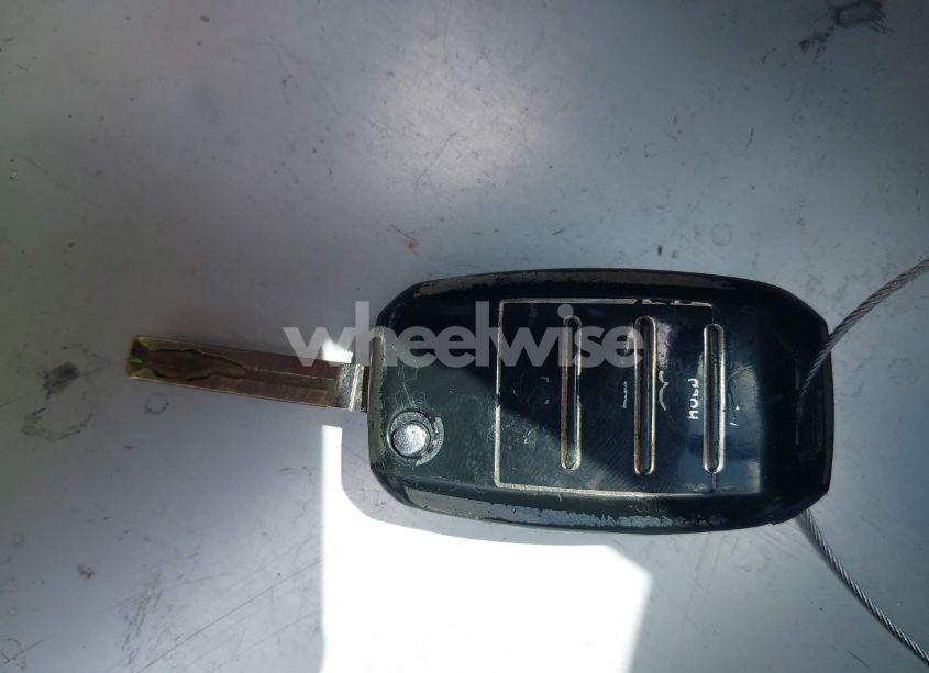 Photo 11 of 2014 Kia Sorento LX V6 (VIN 5XYKT4A76EG502421)