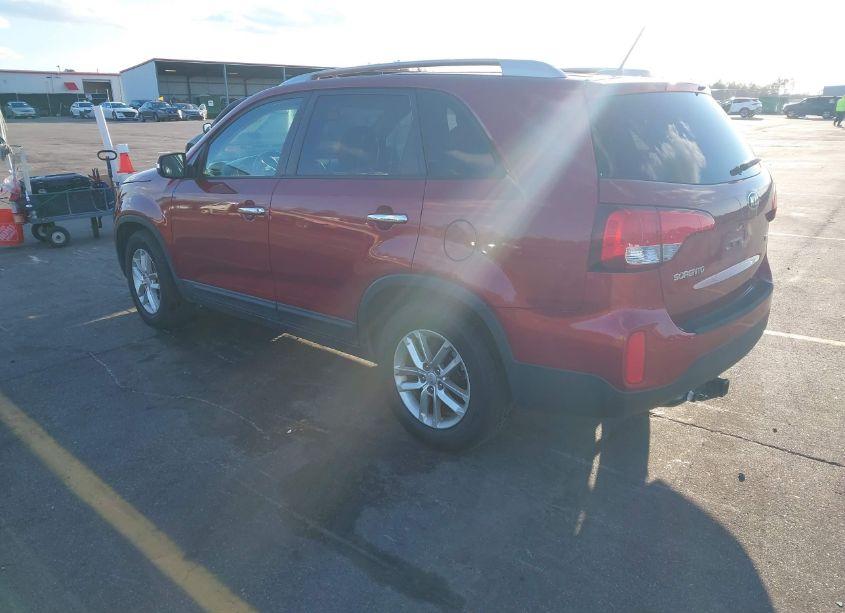 Photo 3 of 2014 Kia Sorento LX V6 (VIN 5XYKT4A76EG516416)