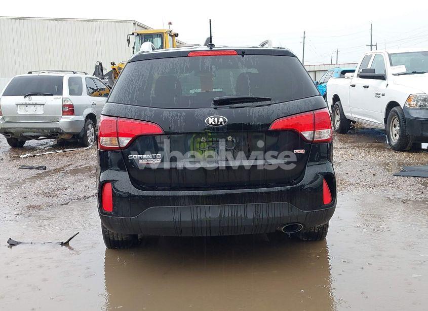 Photo 16 of 2015 Kia Sorento LX V6 (VIN 5XYKT4A76FG584880)