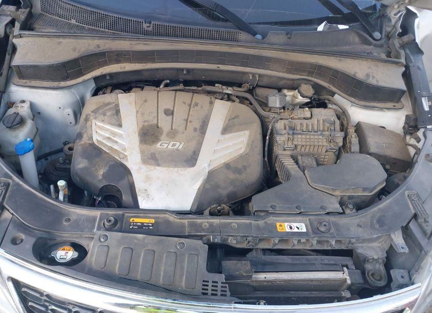 Photo 10 of 2014 Kia Sorento LX V6 (VIN 5XYKT4A77EG490943)