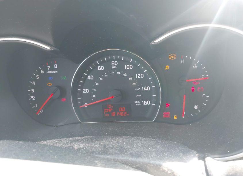 Photo 7 of 2014 Kia Sorento LX V6 (VIN 5XYKT4A77EG490943)