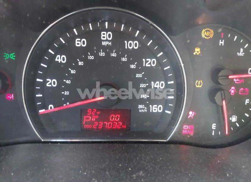 Photo 7 of 2015 Kia Sorento LX V6 (VIN 5XYKT4A78FG595718)