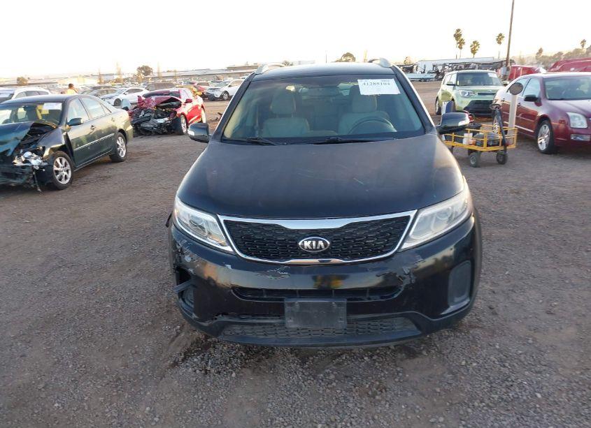 Photo 12 of 2015 Kia Sorento LX V6 (VIN 5XYKT4A78FG609729)