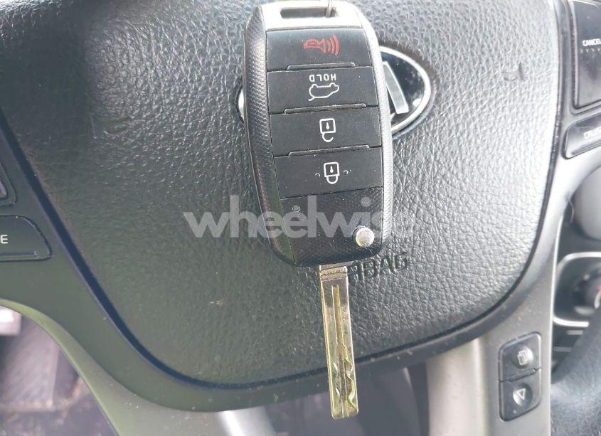 Photo 11 of 2014 Kia Sorento LX V6 (VIN 5XYKT4A7XEG482738)