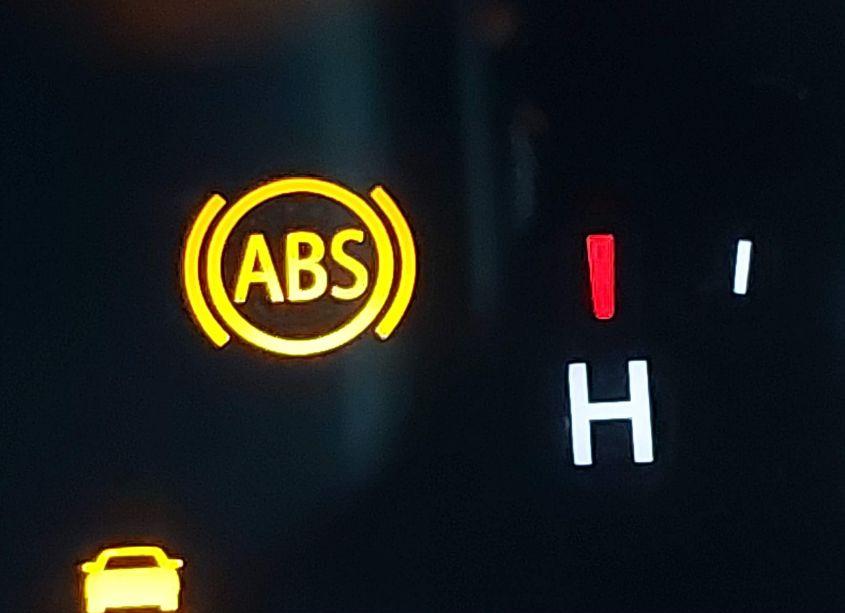 Photo 14 of 2014 Kia Sorento LX V6 (VIN 5XYKT4A7XEG482772)