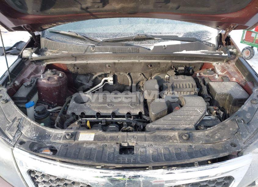 Photo 10 of 2011 Kia Sorento LX (VIN 5XYKTCA10BG081250)